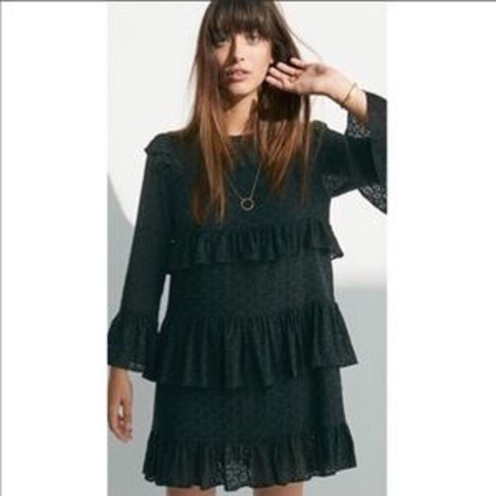 Madewell Black Eyelet Dress Womens 8‎ Tiered Ruffle Cotton Bell Sleeve Mini